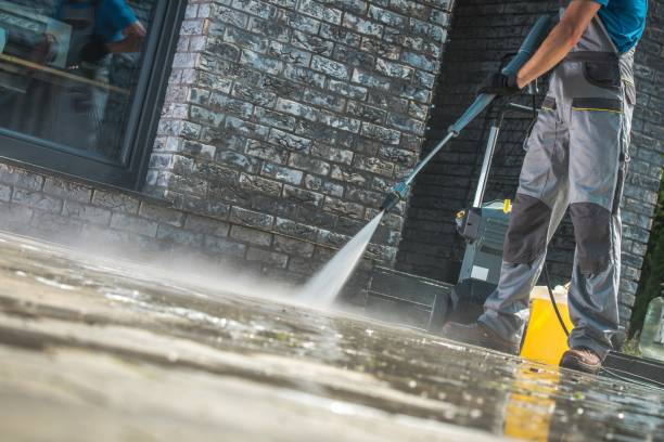Best Pool Deck Cleaning in Mason City, IA